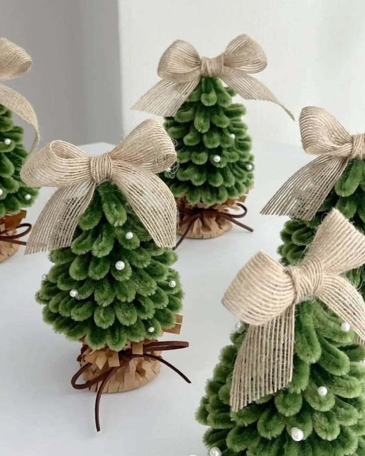 Burlap Bow Mini Trees