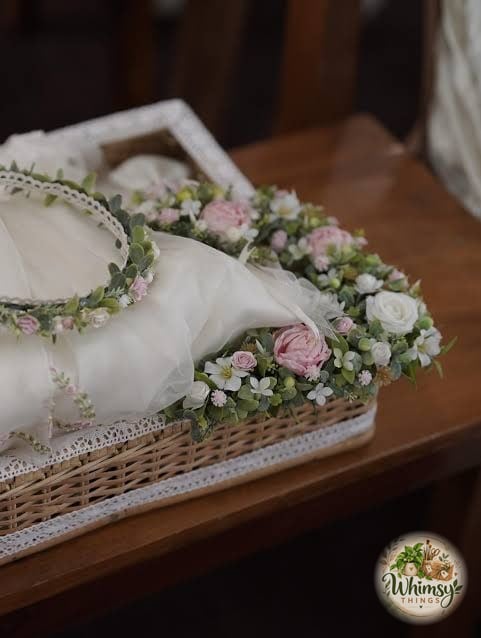 Lace & Veil Wicker Tray